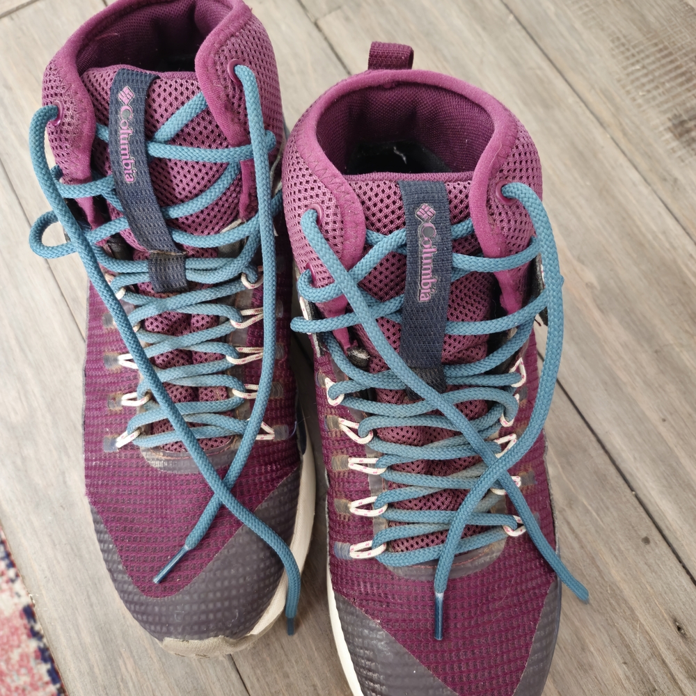 Columbia Women's Purple Hiking Shoes